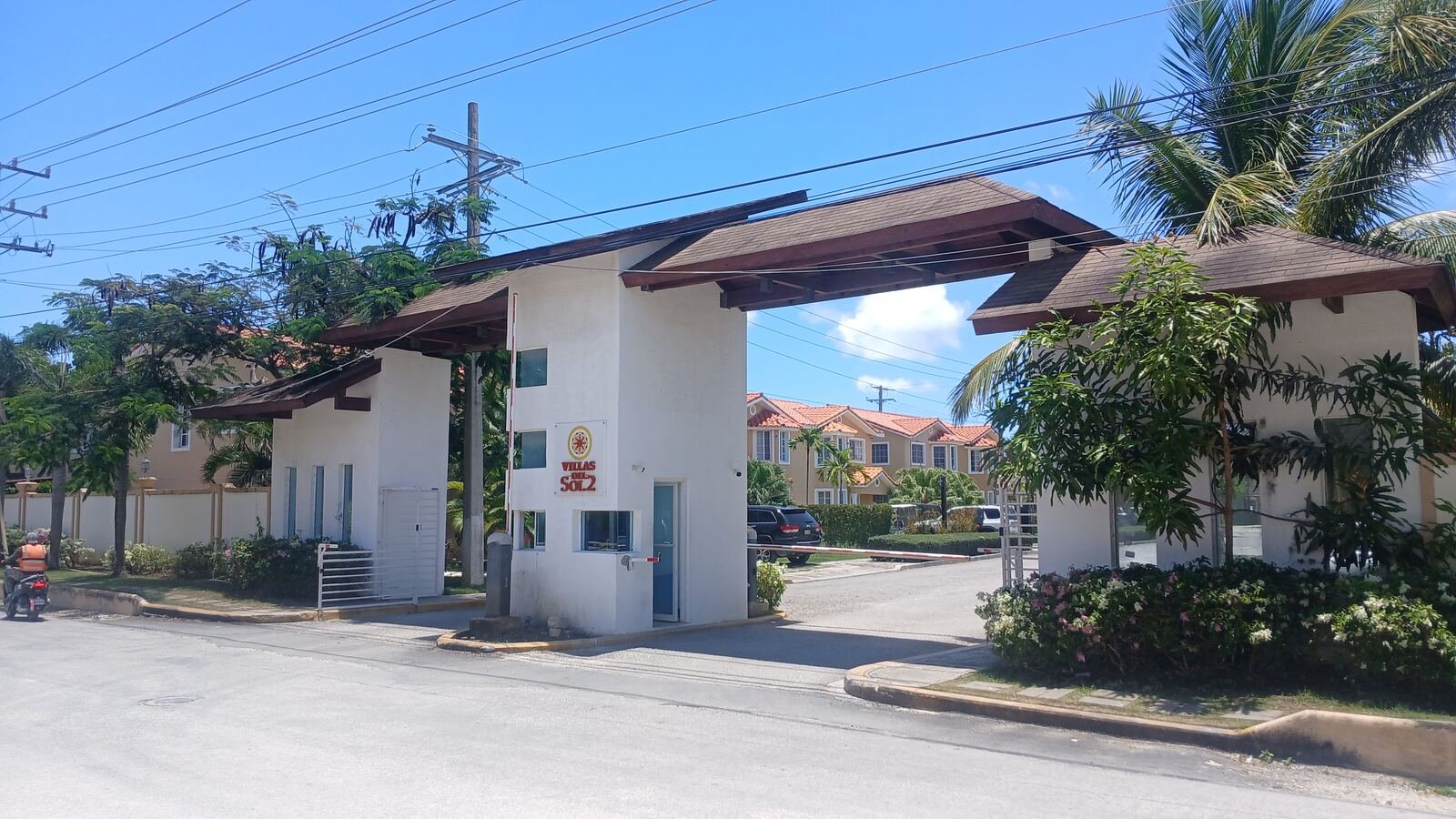 Entrada de la comunidad